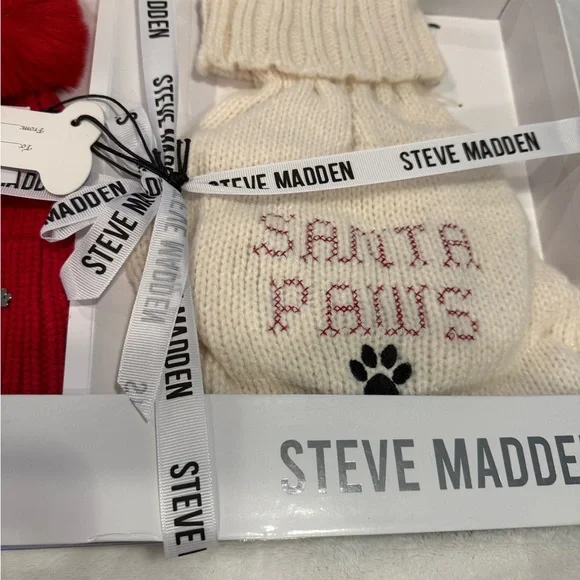 Steve Madden winter gift set beanie pet sweater up to 20lbs & poop bag pouch - Picture 8 of 12
